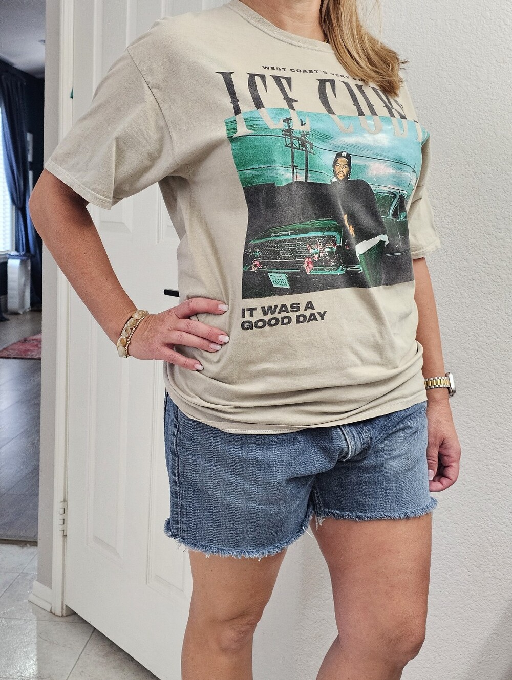 Ice Cube It Was A Good Day Unisex Short Sleeve Tee Size M/L Rap Beige West Coast